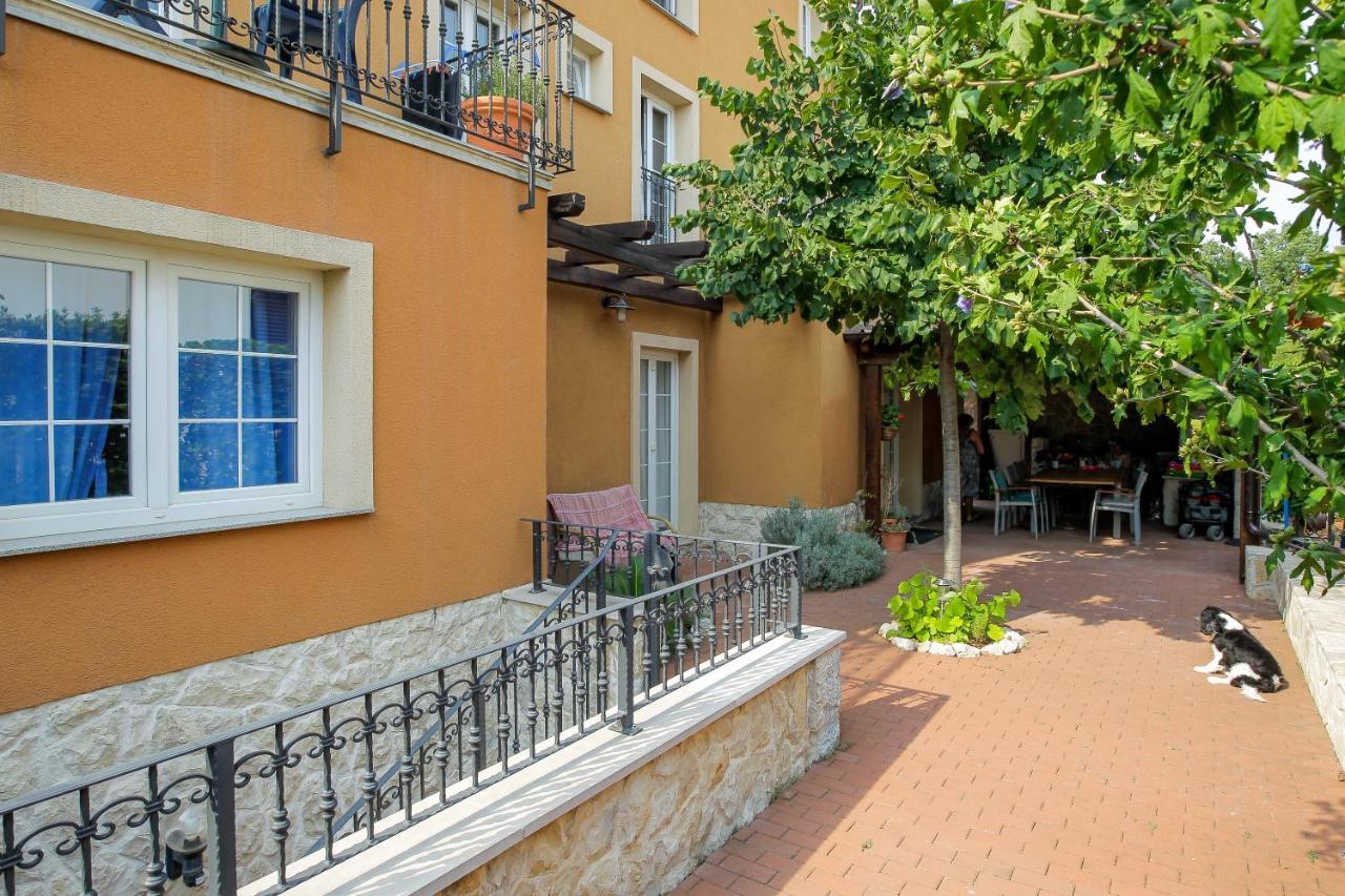 Rougemarin Apartments Biograd Na Moru Buitenkant foto